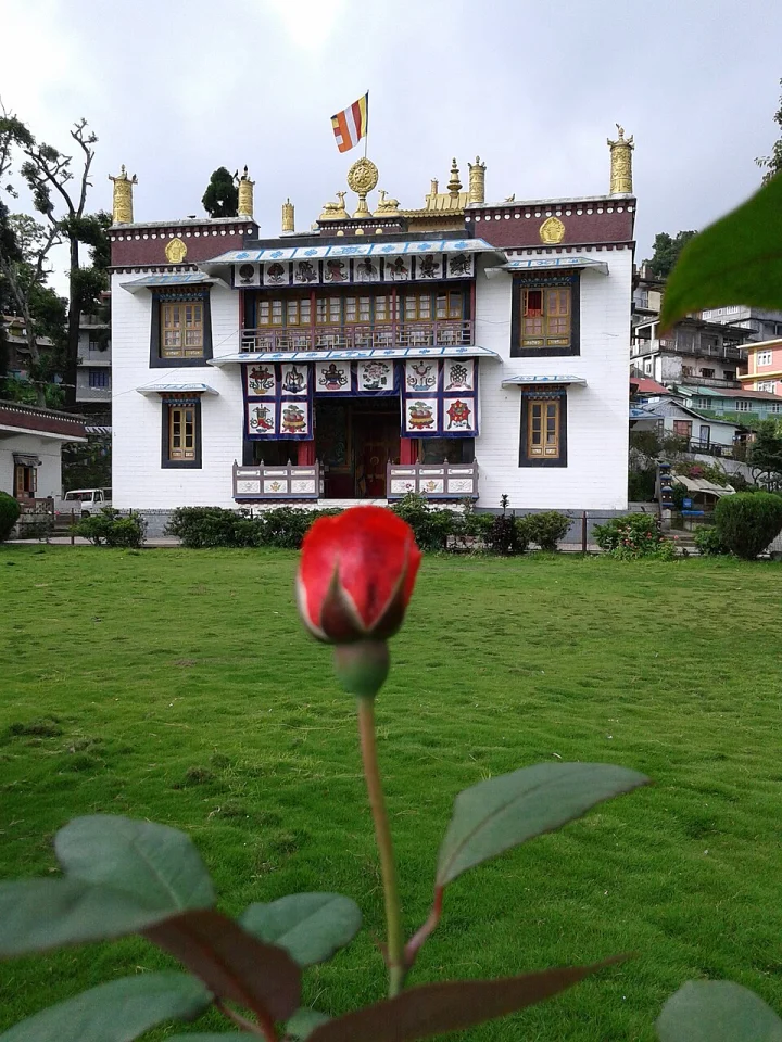 Tharpa Choling Monastery